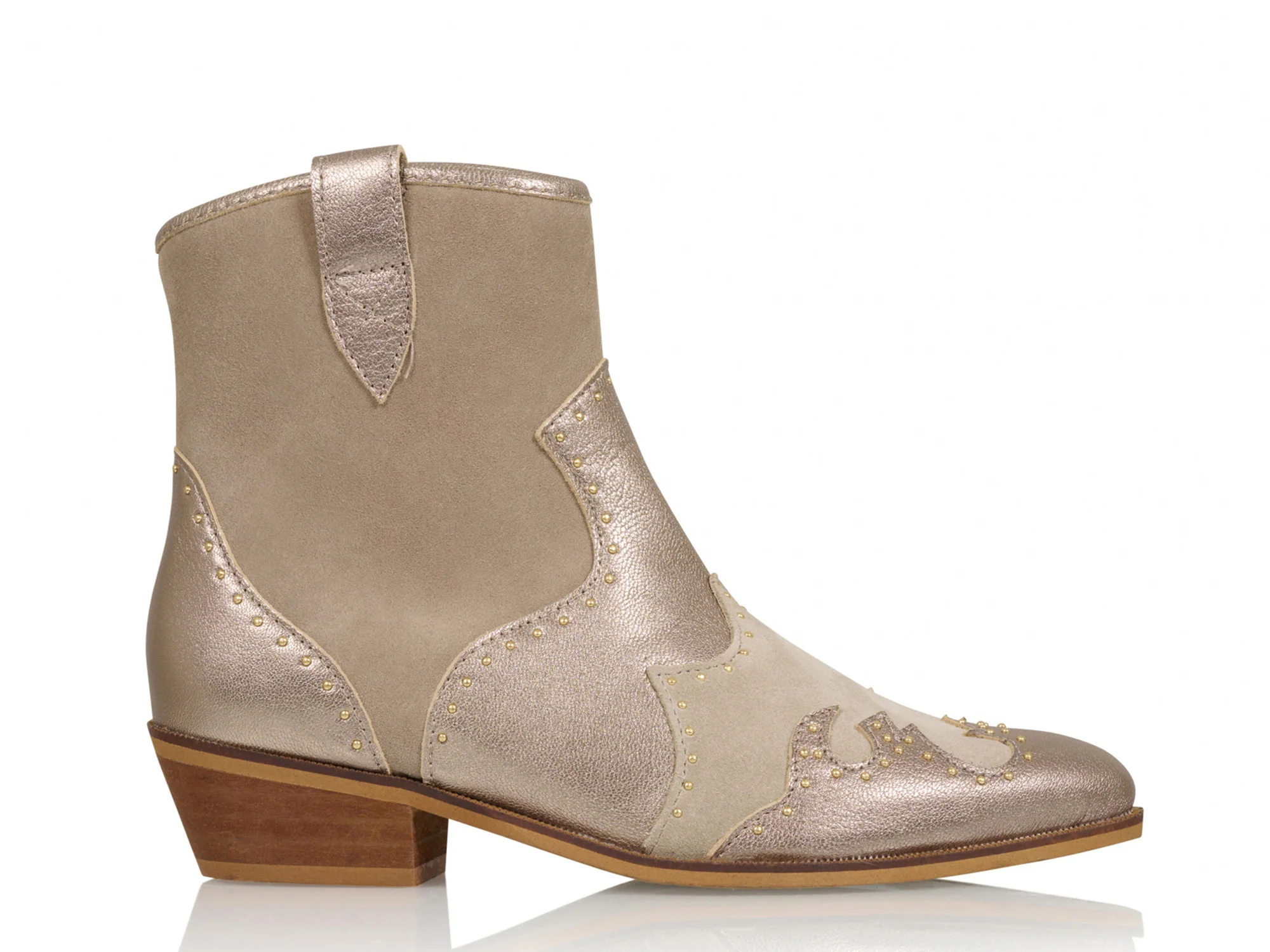 DW//RS - Lyon Studs